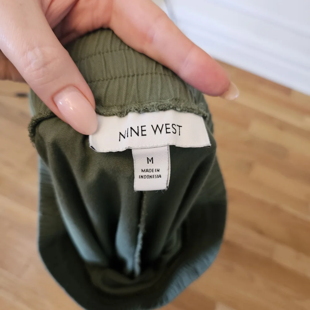 Nine West Olive Green Jogger Pants Size M
